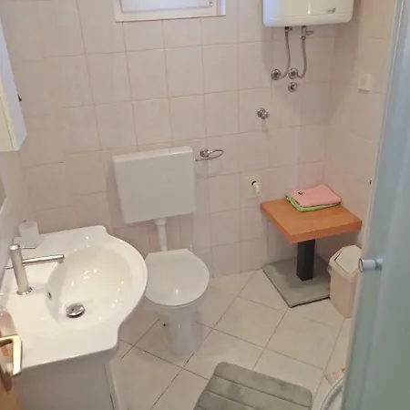 In Jasenice 36586