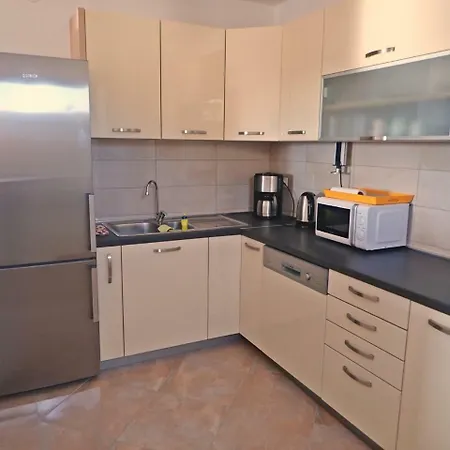 In Jasenice 36586 Apartmán *